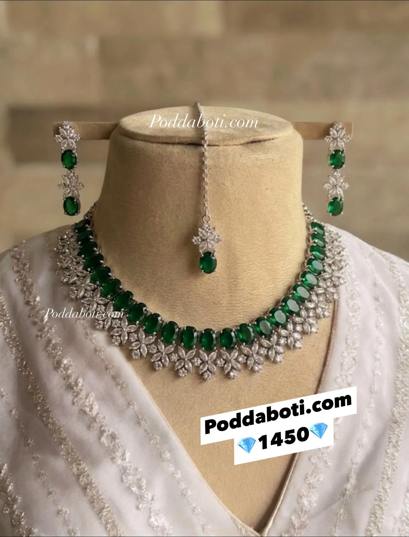 Diamond Cut Necklace with Earrings and Tikli!