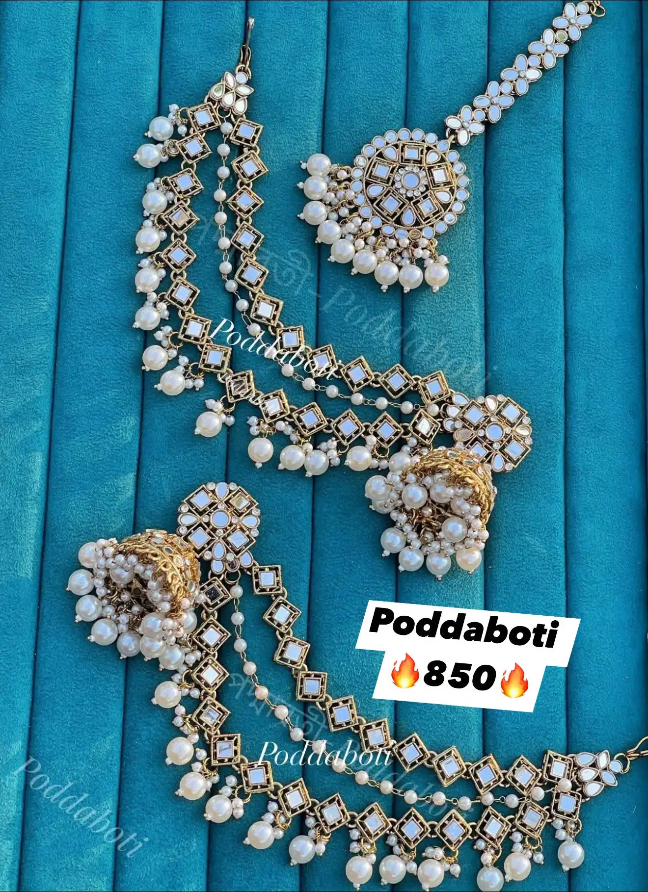 Kundan Earrings With Tana and Tikli!