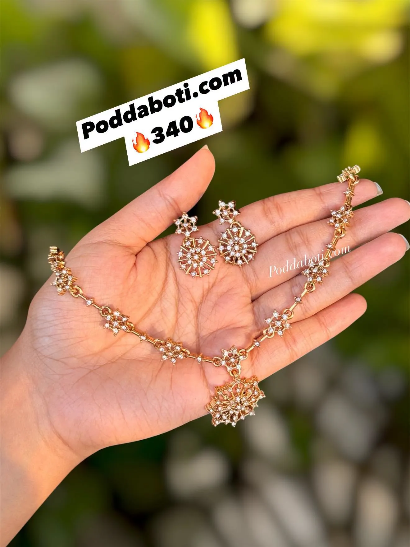 Matte Gold Necklace!