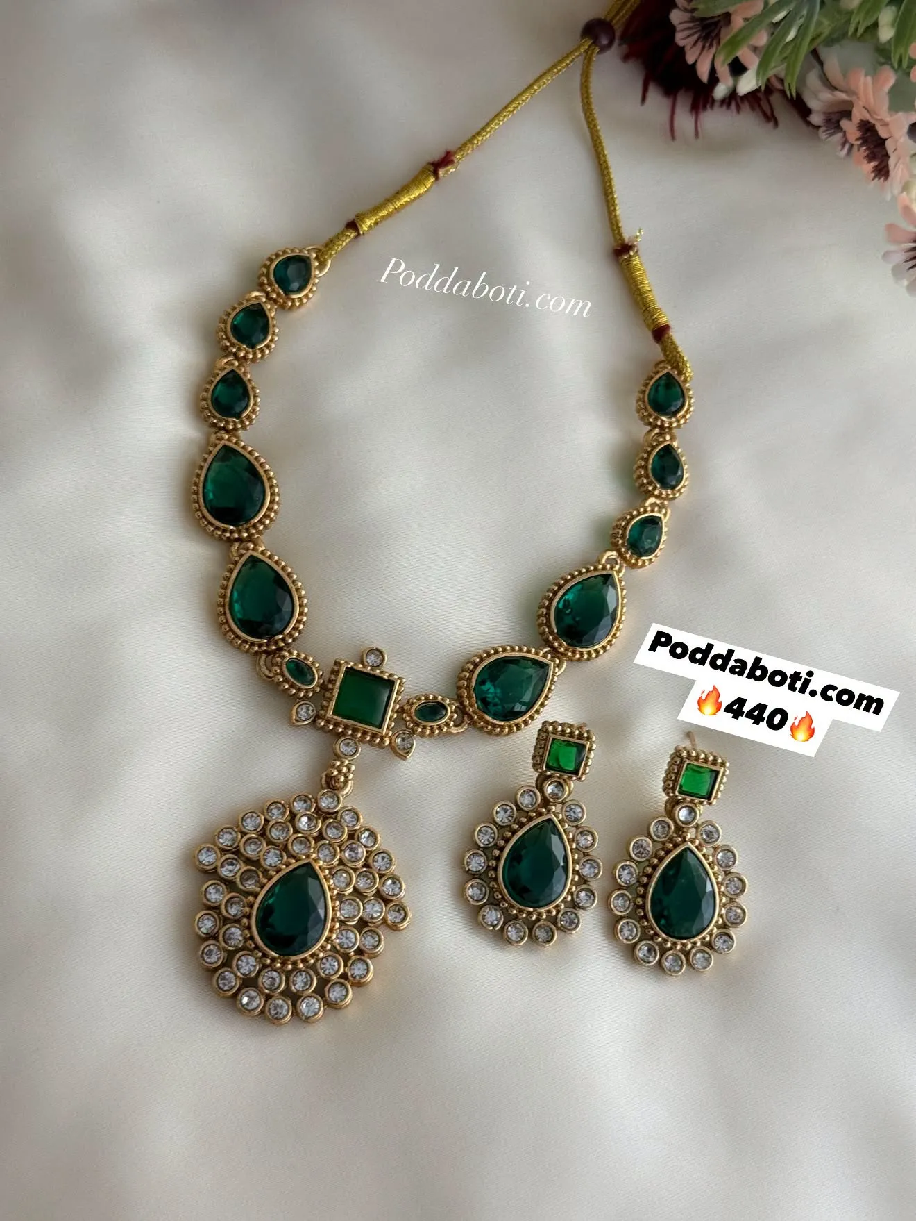 Matte Gold Necklace!