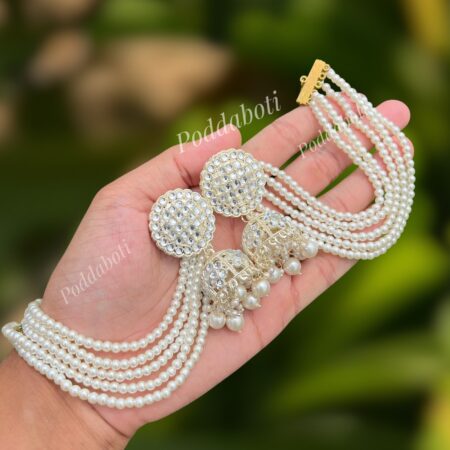 Beautiful Jhumka with 5 layer Tana
