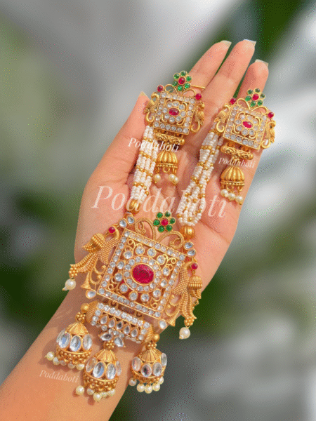 Trendy Joypuri Matte gold sitahar with earrings